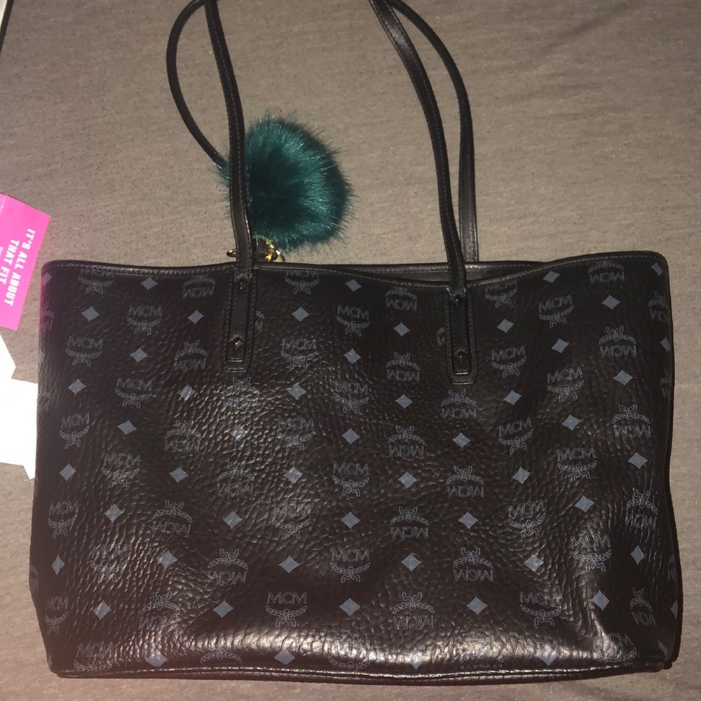 medium black mcm tote